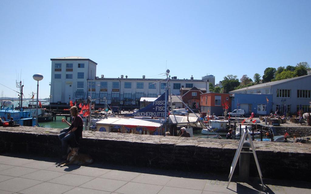 Ferienwohnung Kutterfisch Direkt Im Stadthafen Sassnitz Luaran gambar